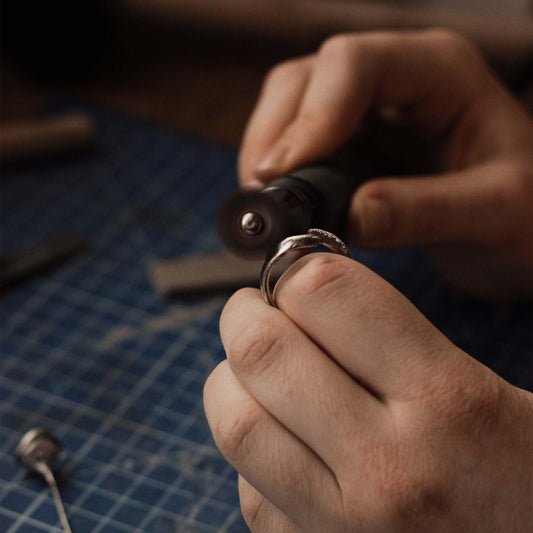 How To Clean Silver Jewellery At Home - Silvette