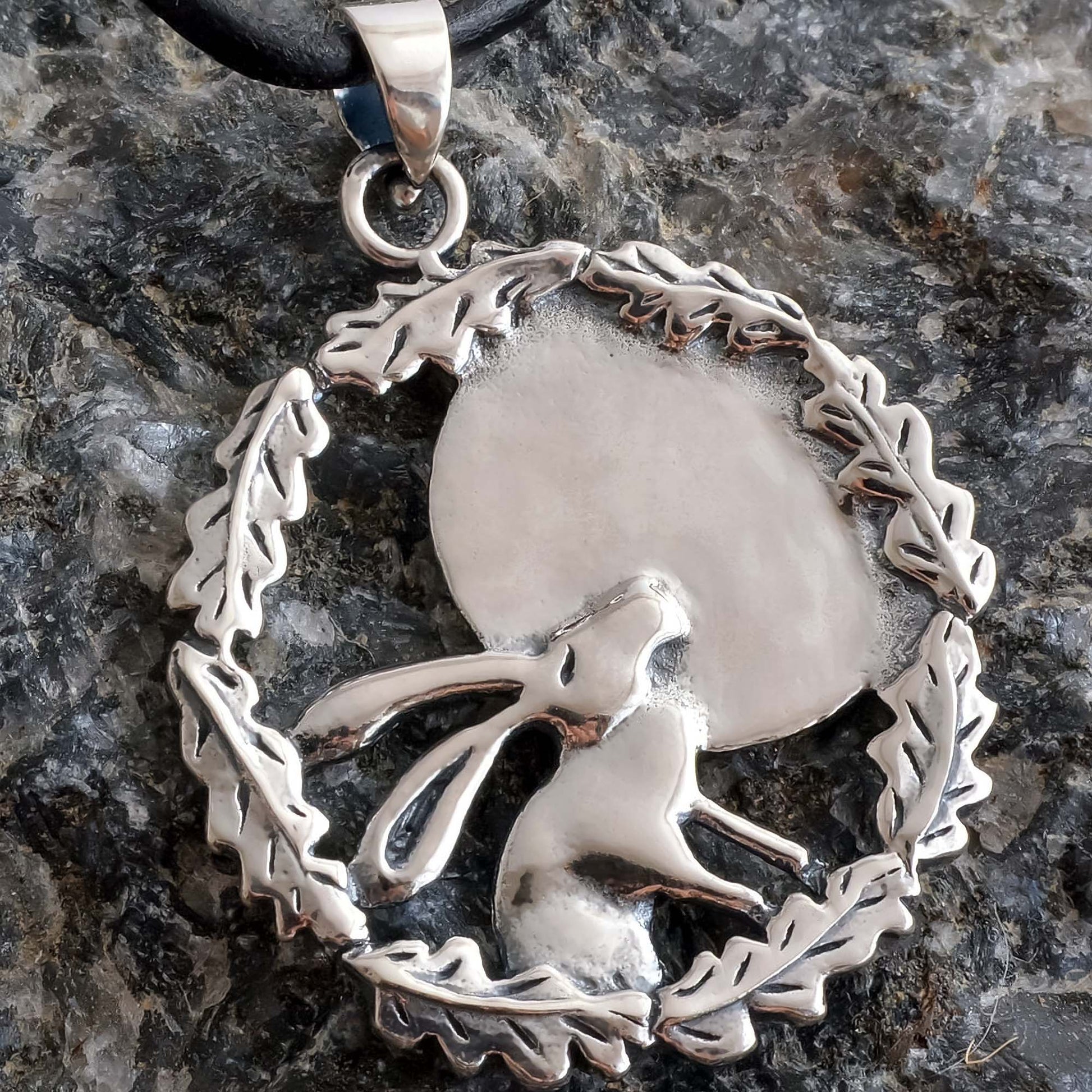 Moon Gazing Hare Pendant - Silvette