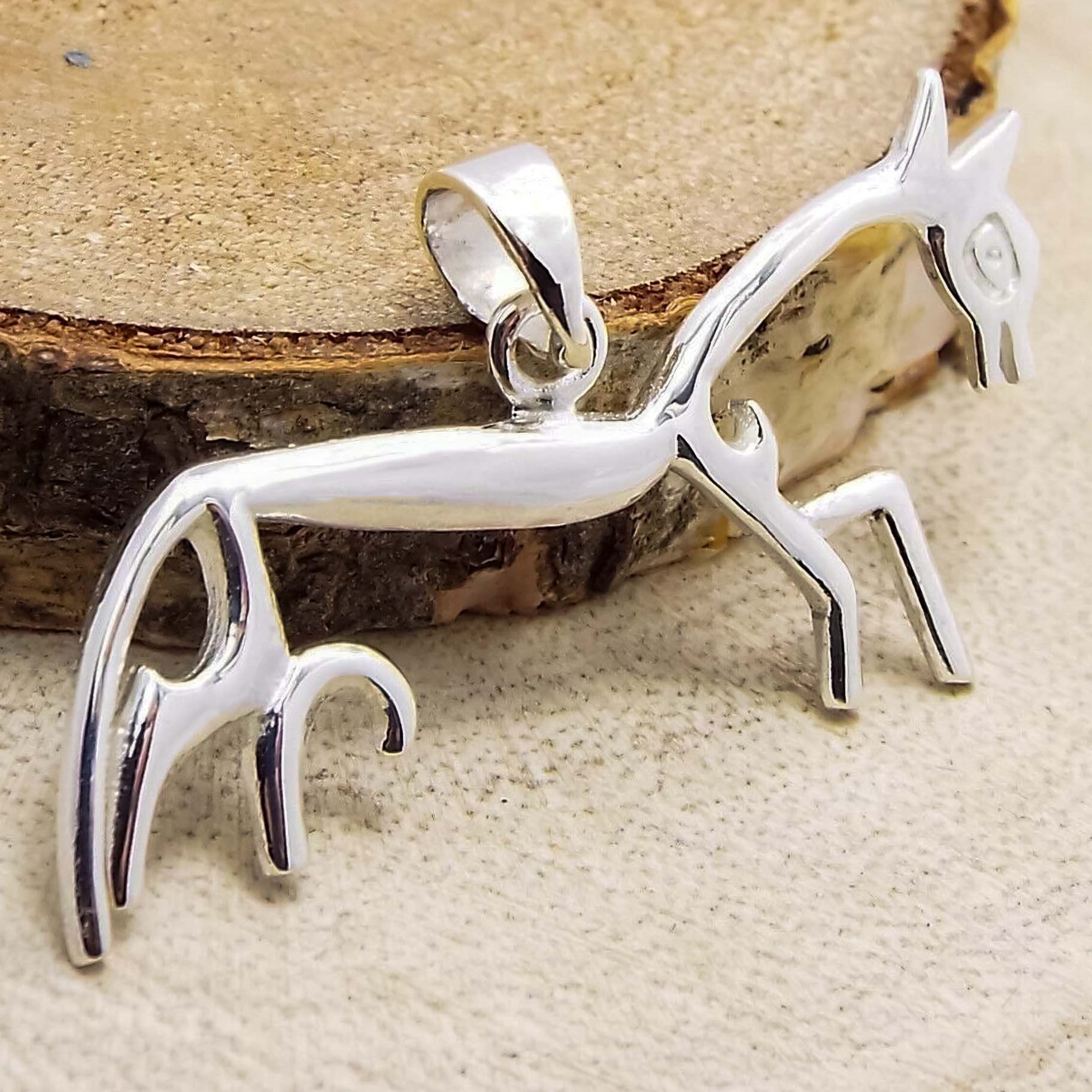 Uffington White Horse Pendant - Silvette